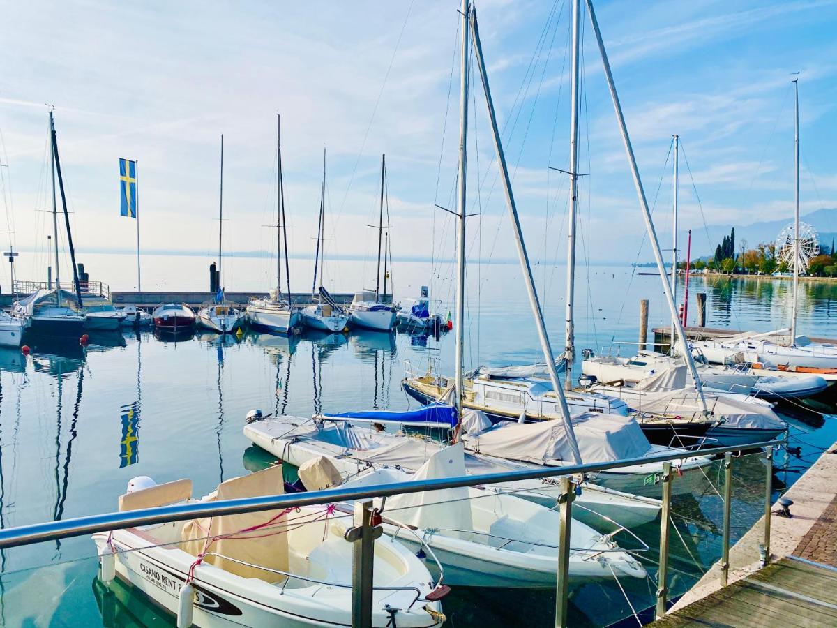Paganini Suites And Apartments Sirmione Eksteriør billede